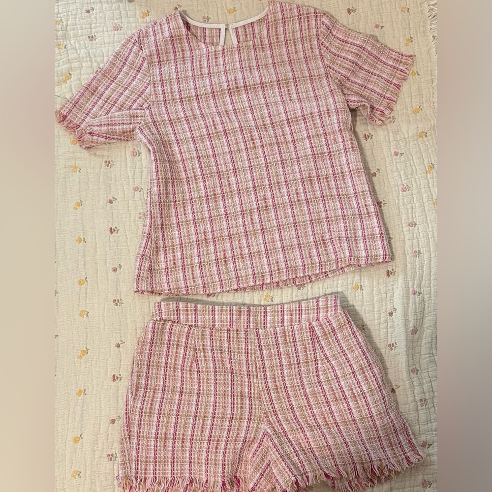 Chic Pink Checkered Two-Piece Outfit - Picture 2 of 3